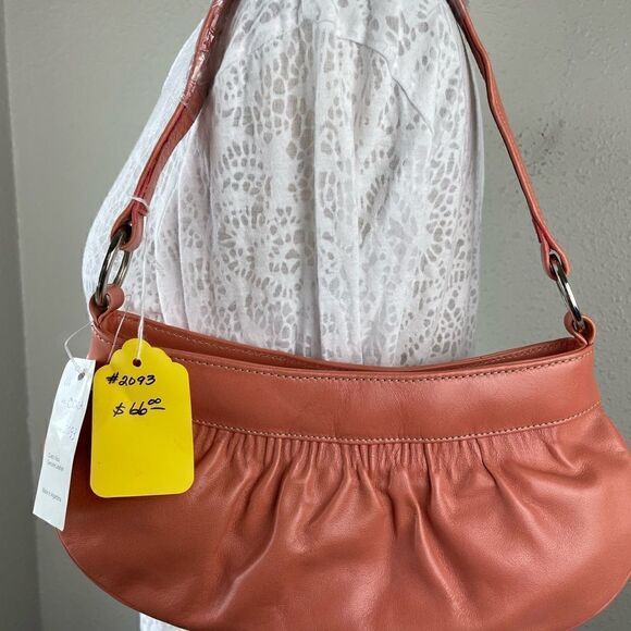 NWT Prago Pink Leather Shoulder Bag - Picture 3 of 7